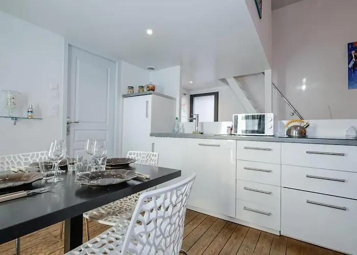 Le Reve D'esther, Atypical And Elegant! 度假居 绍莱