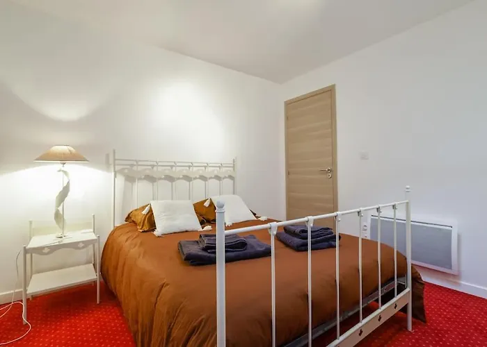 Le Reve D'esther, Atypical And Elegant!